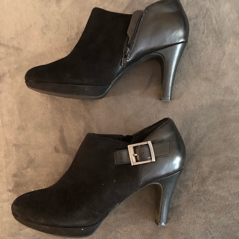 Clarks boots, suede/leather, size 8, great price!